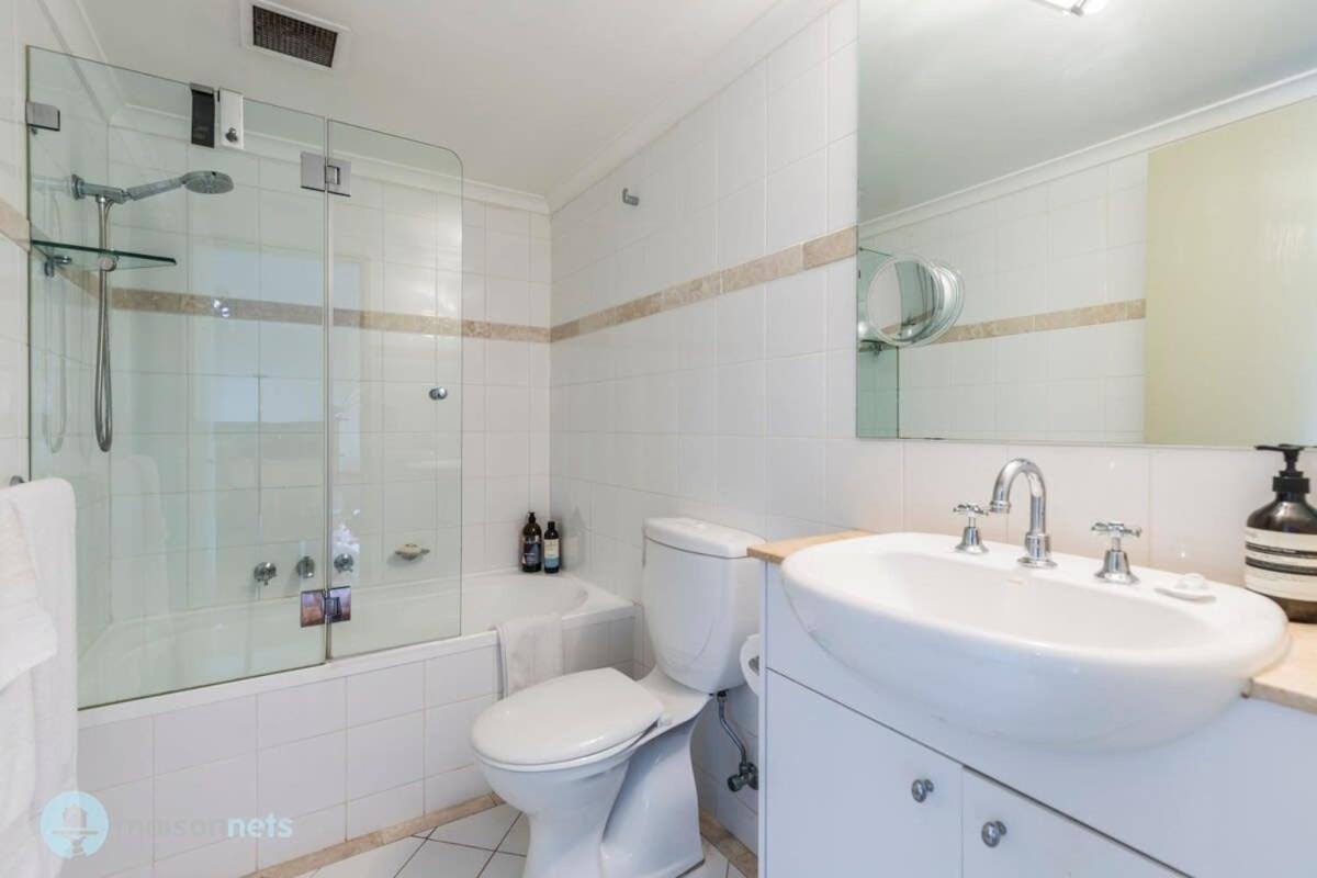 Surry Hills With Views Pool Gym Parking Appartamento
